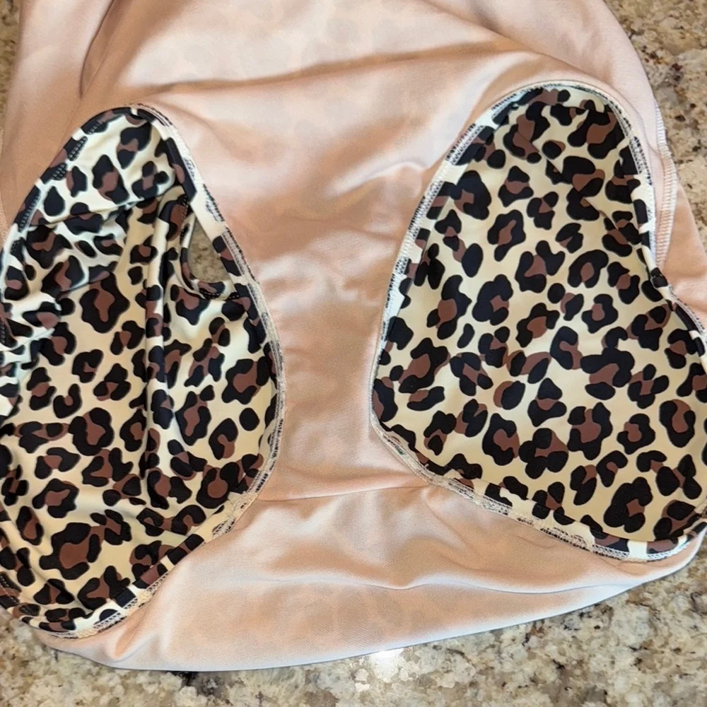 Kona Sol •  Leopard Print One Piece Swimsuit • Size Large - Picture 8 of 8